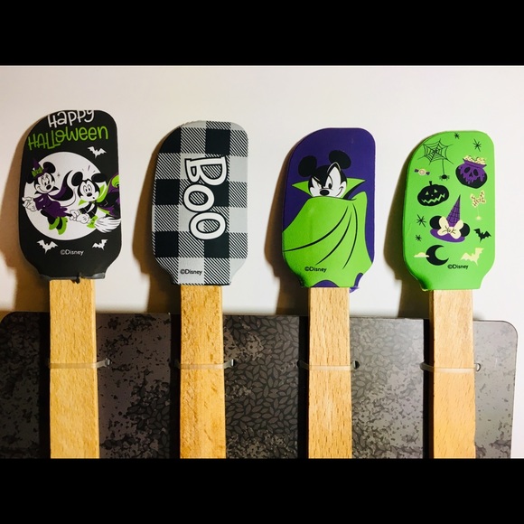 4 Halloween Disney Green Purple Kitchen Spatulas - Picture 8 of 9